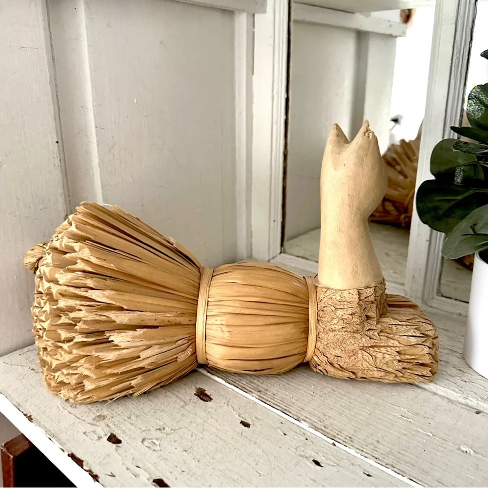 Cat Carved Wood Face Straw Husk Reed Body Decoy Figure 12” Home Decor Rustic Vtg
